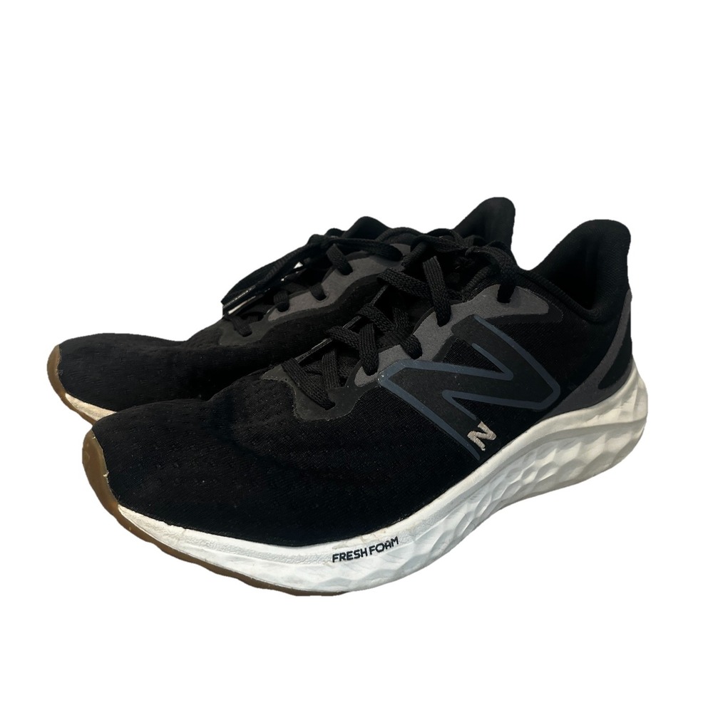 New Balance Fresh‎ Foam Arishi v4 Womens 7.5 Shoes Black Running Sneakers